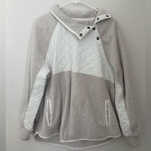 Abercrombie & Fitch Asymmetrical Snap Fleece